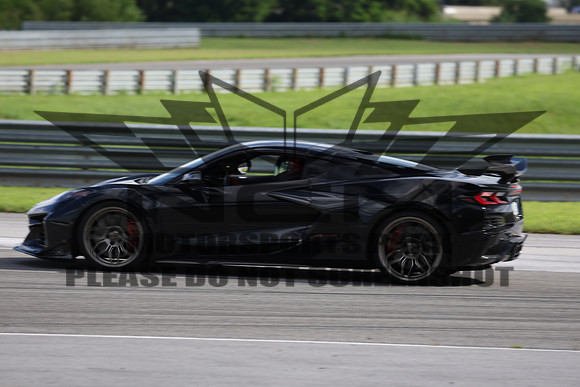 blackc corvette-3