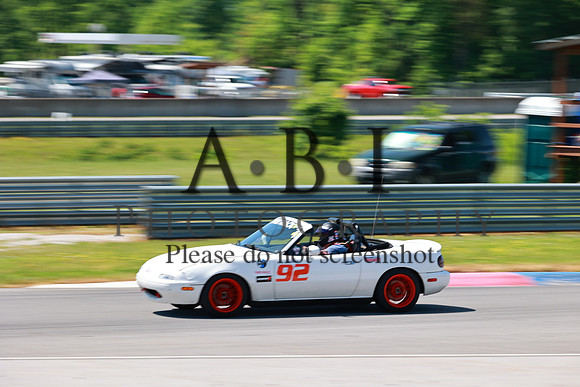 4S9A9957