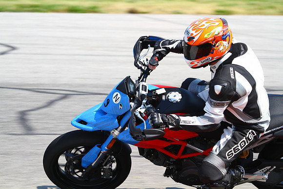 20120526-MCRAGATEWAY-80953