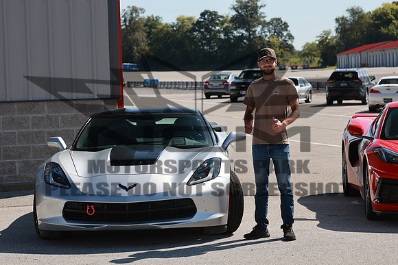 NG8A9579