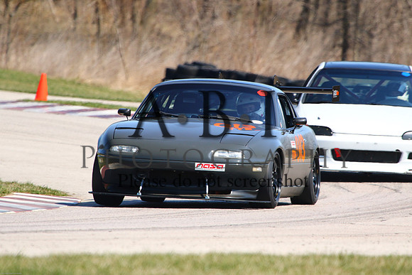 20150404-118A88041010ths