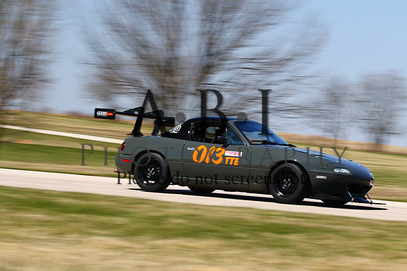 20150404-118A99381010ths