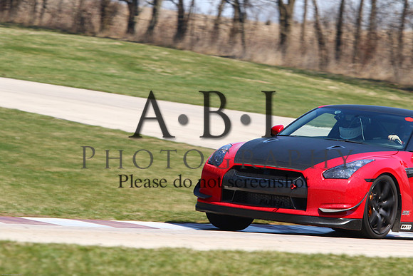 20150404-118A87661010ths
