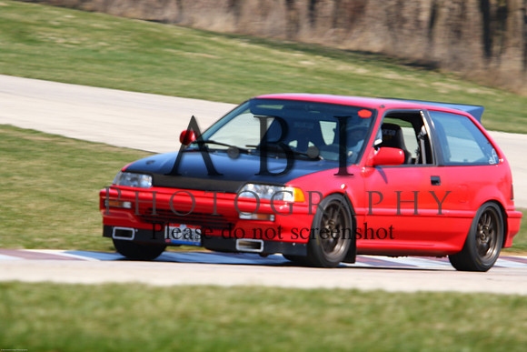 20150404-118A87001010ths