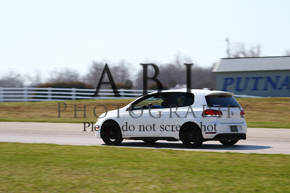 20150404-118A82111010ths