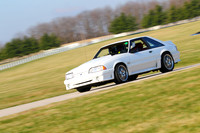 Car-Musatng-White