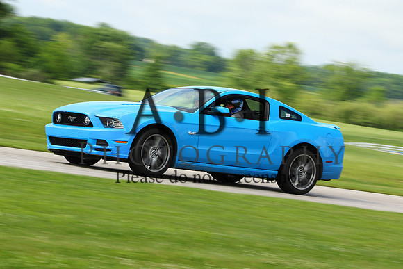 20150620-256A69501010ths