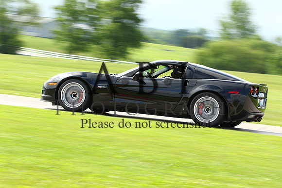 20150620-256A69271010ths