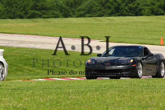 20150620-256A69761010ths