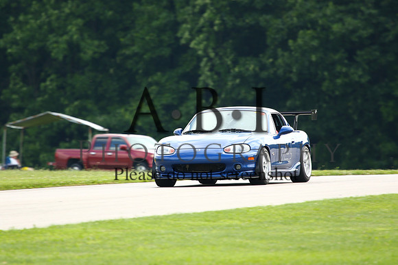 20150620-256A72461010ths