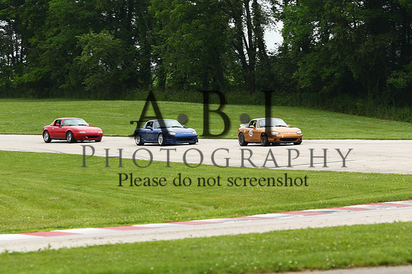20150620-256A84021010ths