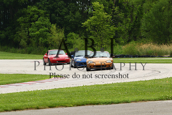 20150620-256A84111010ths
