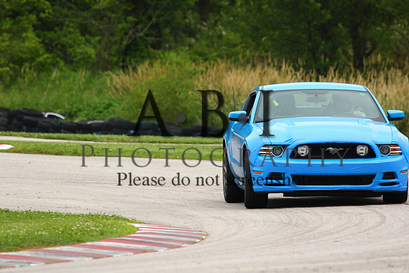20150620-256A94411010ths