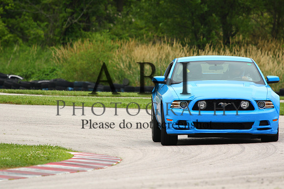 20150620-256A94421010ths