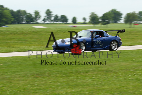 20150620-256A98951010ths