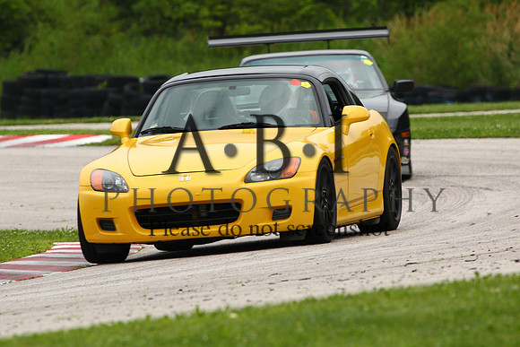 20150620-256A92811010ths