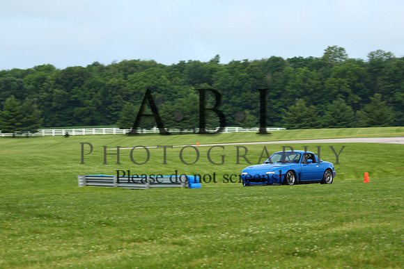 20150620-256A62551010ths