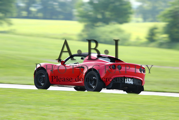 20150620-256A68941010ths