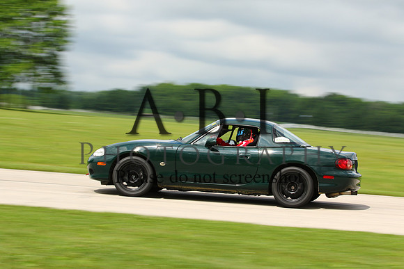 20150620-256A76381010ths