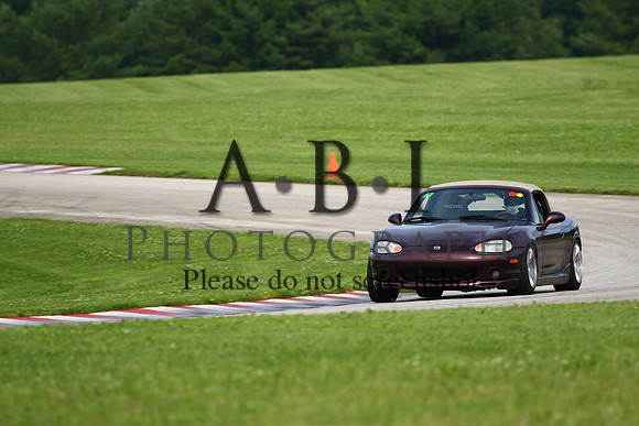 20150620-256A62381010ths