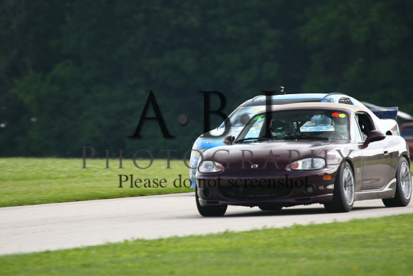 20150620-256A71831010ths