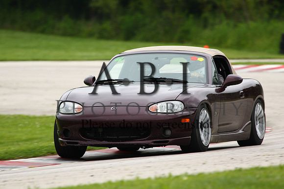 20150620-256A84271010ths