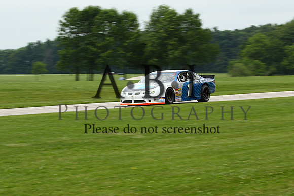 20150620-256A98511010ths
