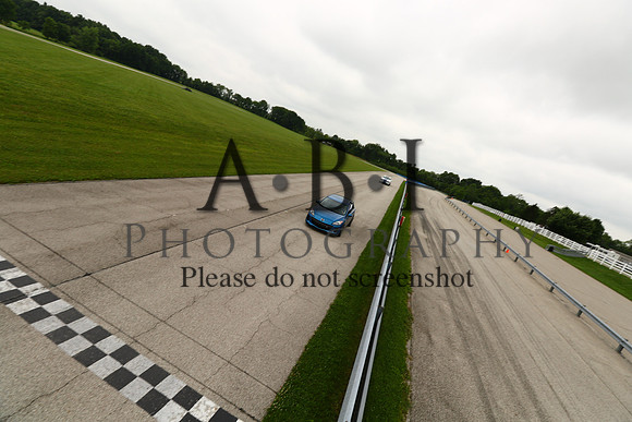 20150620-256A93831010ths