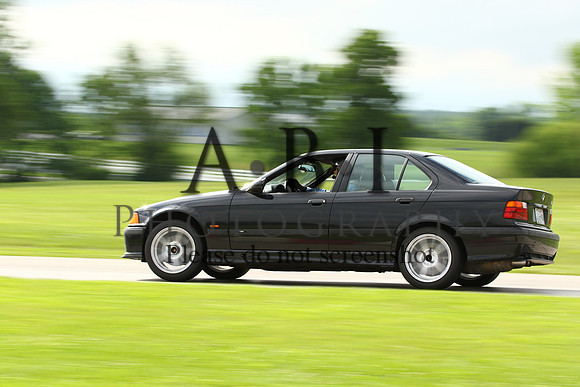 20150620-256A70181010ths