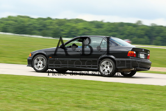 20150620-256A79401010ths
