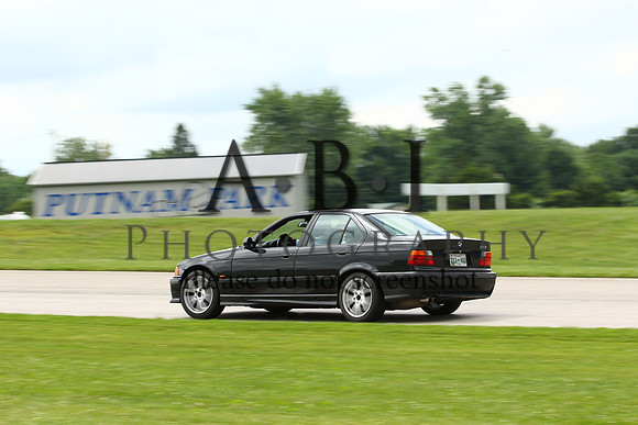 20150620-256A80451010ths
