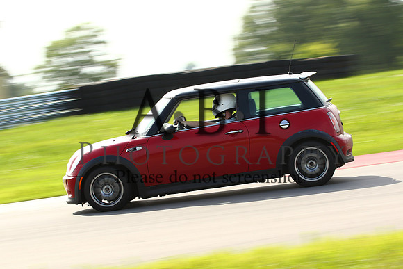 20150711-256A31671010ths