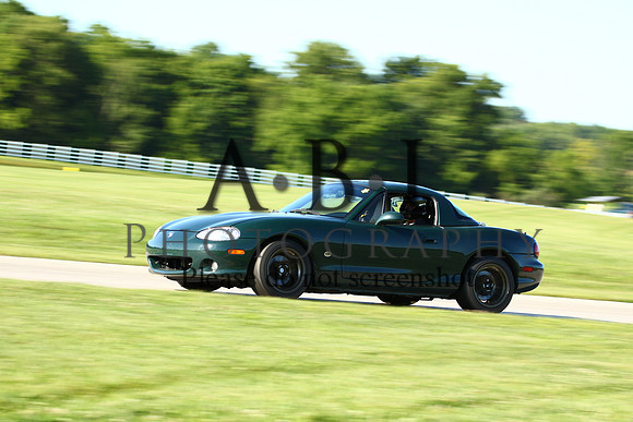 20150801-256A64711010nthputnam
