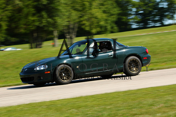 20150801-256A77611010nthputnam