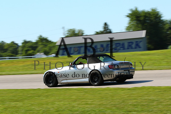20150801-256A74581010nthputnam