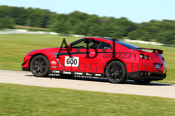20150801-256A69901010nthputnam