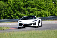car-c8-white-00