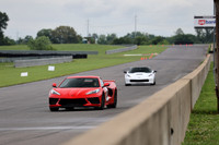 car-c7-white