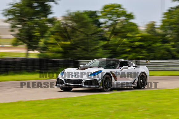 NG8A0006-3
