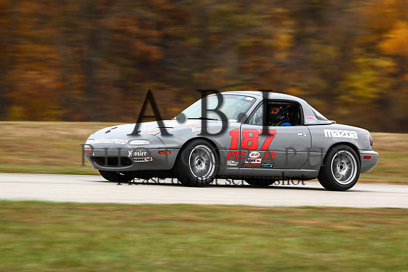 20151024-256A59361010thsPutOct