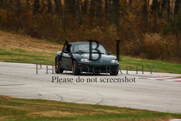 20151024-256A69601010thsPutOct