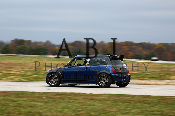 20151024-256A64761010thsPutOct