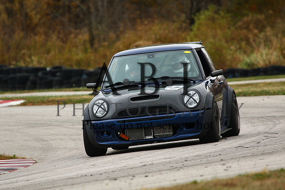 20151024-256A72021010thsPutOct