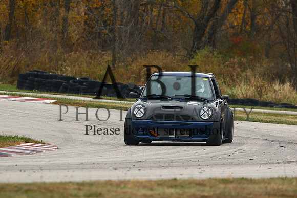 20151024-256A72921010thsPutOct