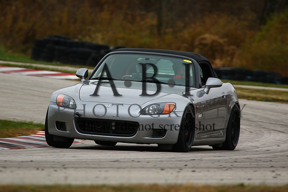 20151024-256A72871010thsPutOct