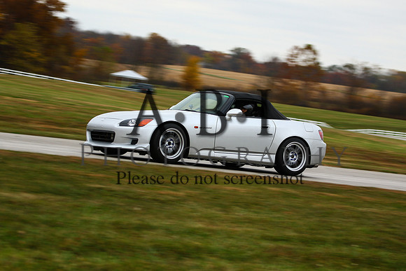 20151024-256A55541010thsPutOct
