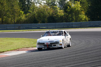 car-porsche-944-white-944