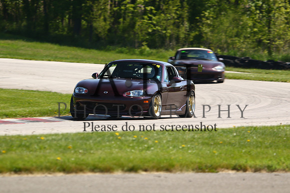20160522-256A39021010ths