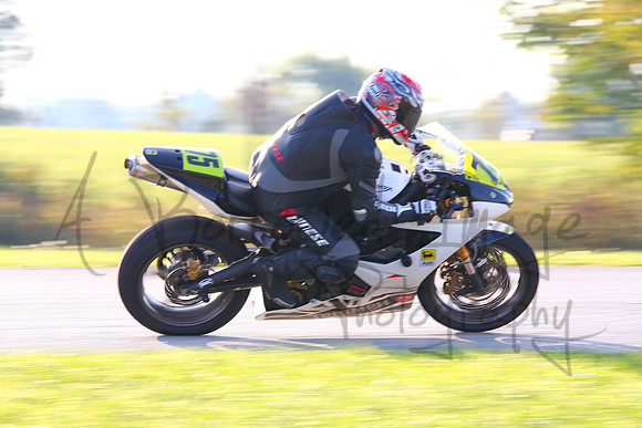 2013-10-12_Midwest Trackday_686