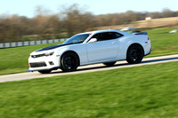 CAR-CAMARO-WHITE